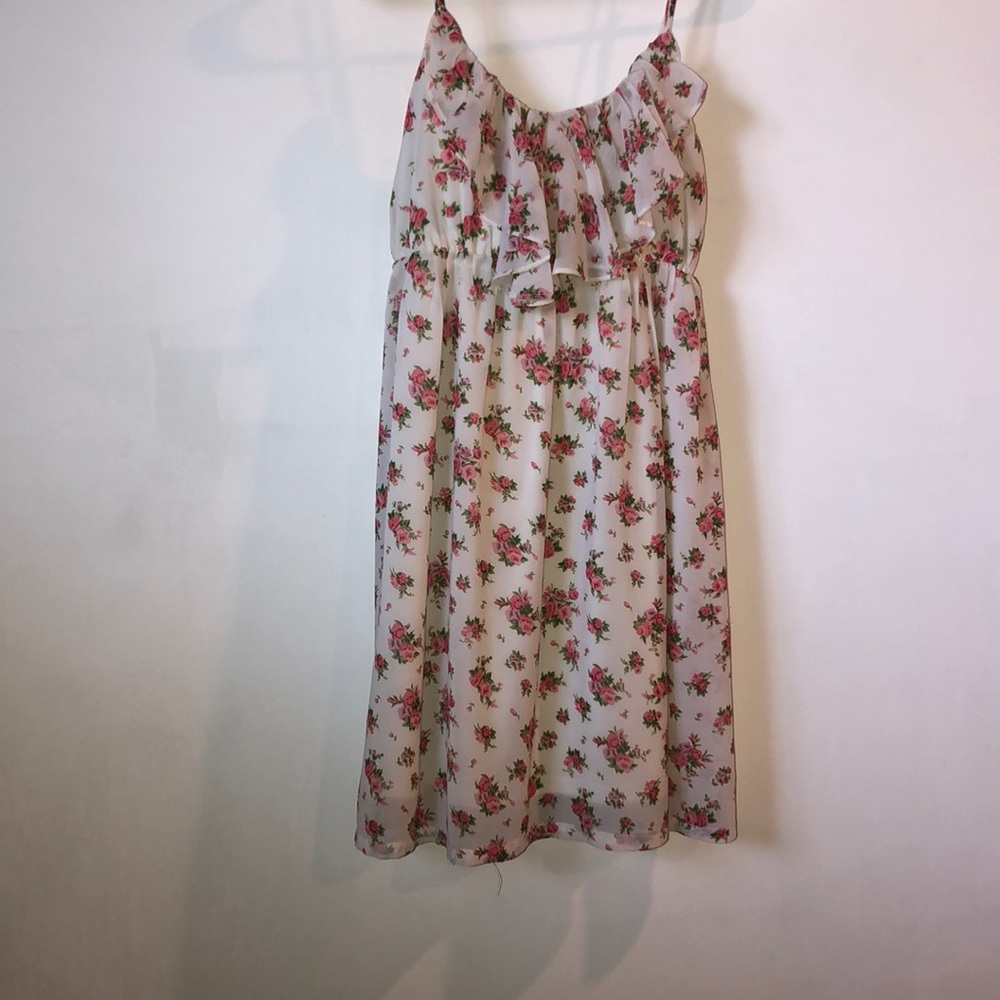 Pink flowered flowy dress